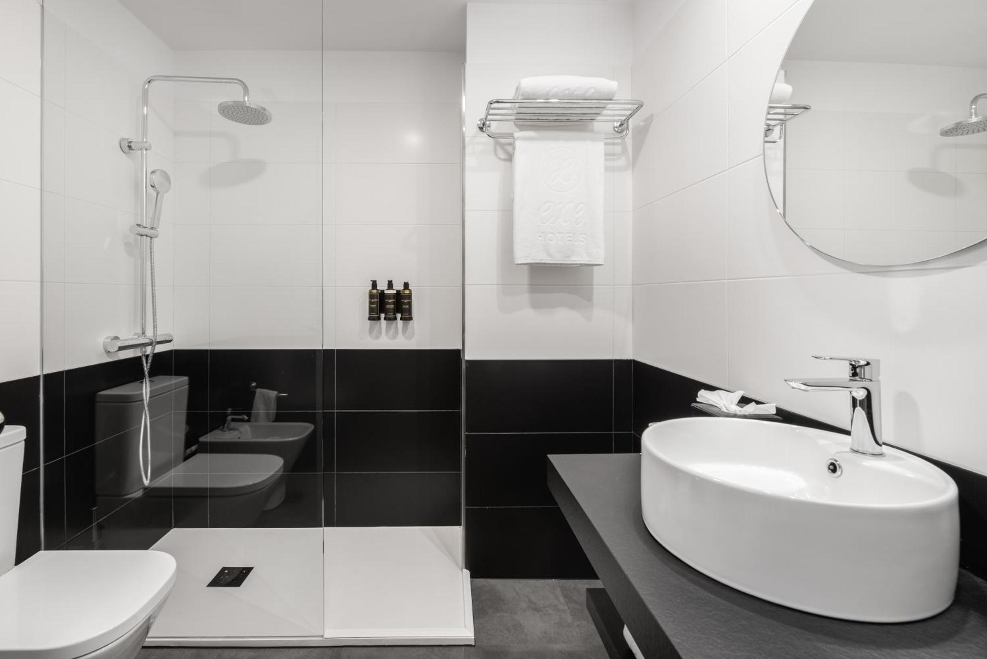 Exe Peregrino Hotel Santiago de Compostela Bagian luar foto