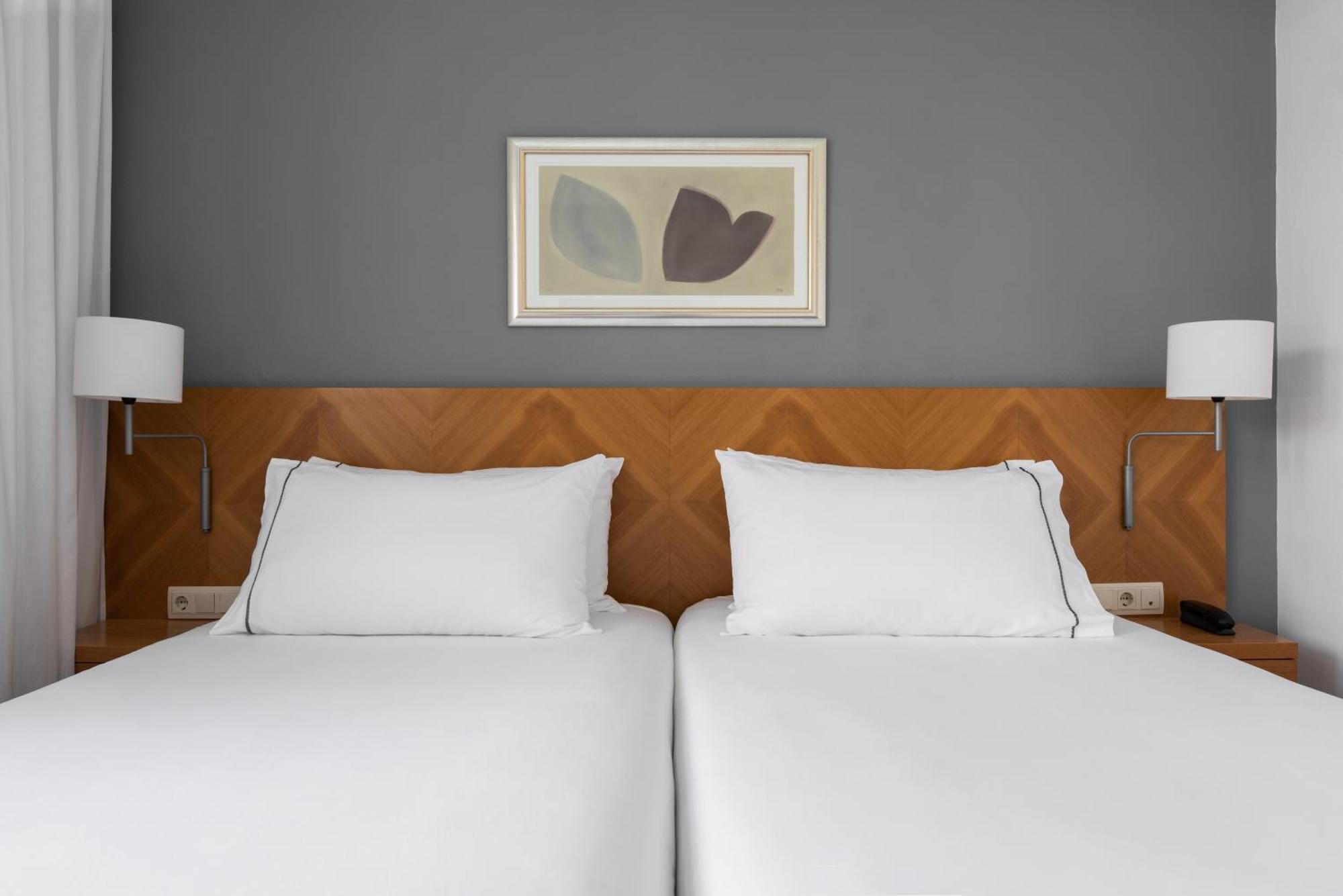 Exe Peregrino Hotel Santiago de Compostela Bagian luar foto