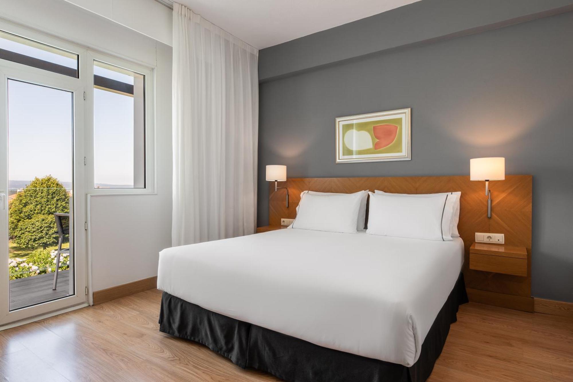 Exe Peregrino Hotel Santiago de Compostela Bagian luar foto