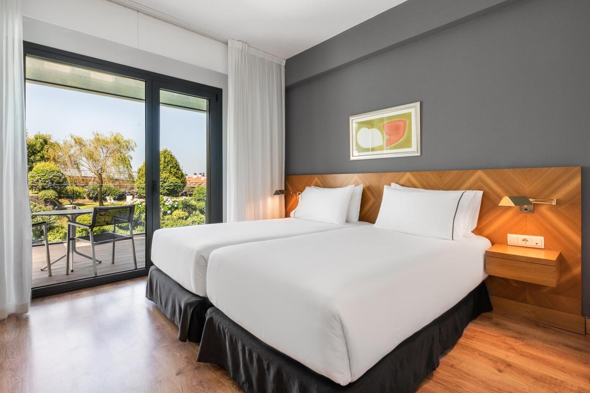 Exe Peregrino Hotel Santiago de Compostela Bagian luar foto